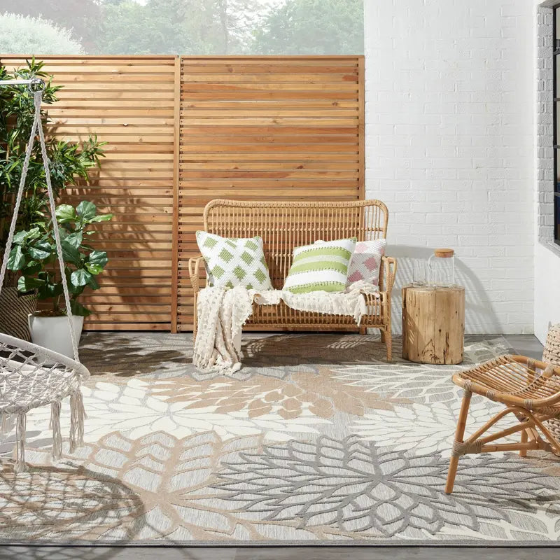 Floral Bloom Flatweave Indoor/Outdoor Area Rug – Durable Decorative Rug for Patio, Balcony & Living Room